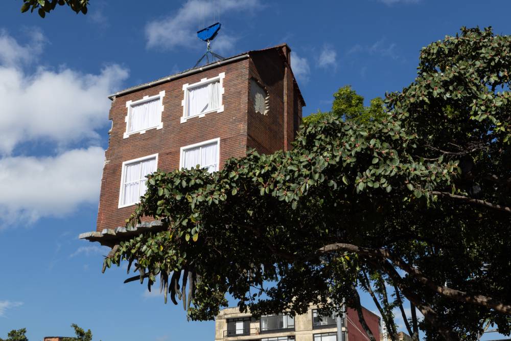 Leandro Erlich