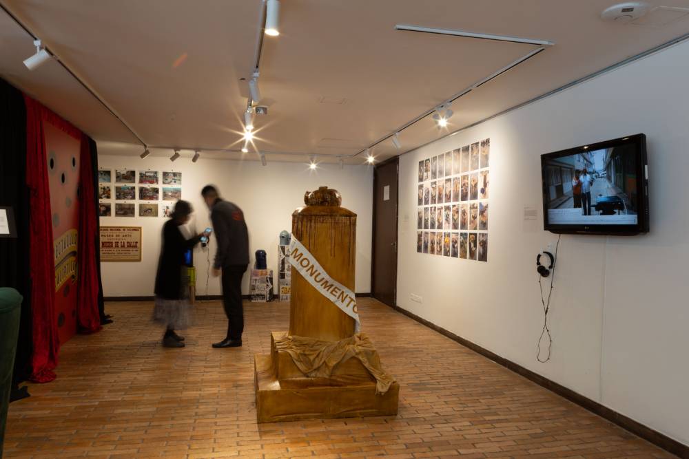 Exposición OVNI – Objetos Visibles No Identificados